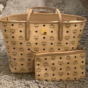 MCM Tote Bage😍